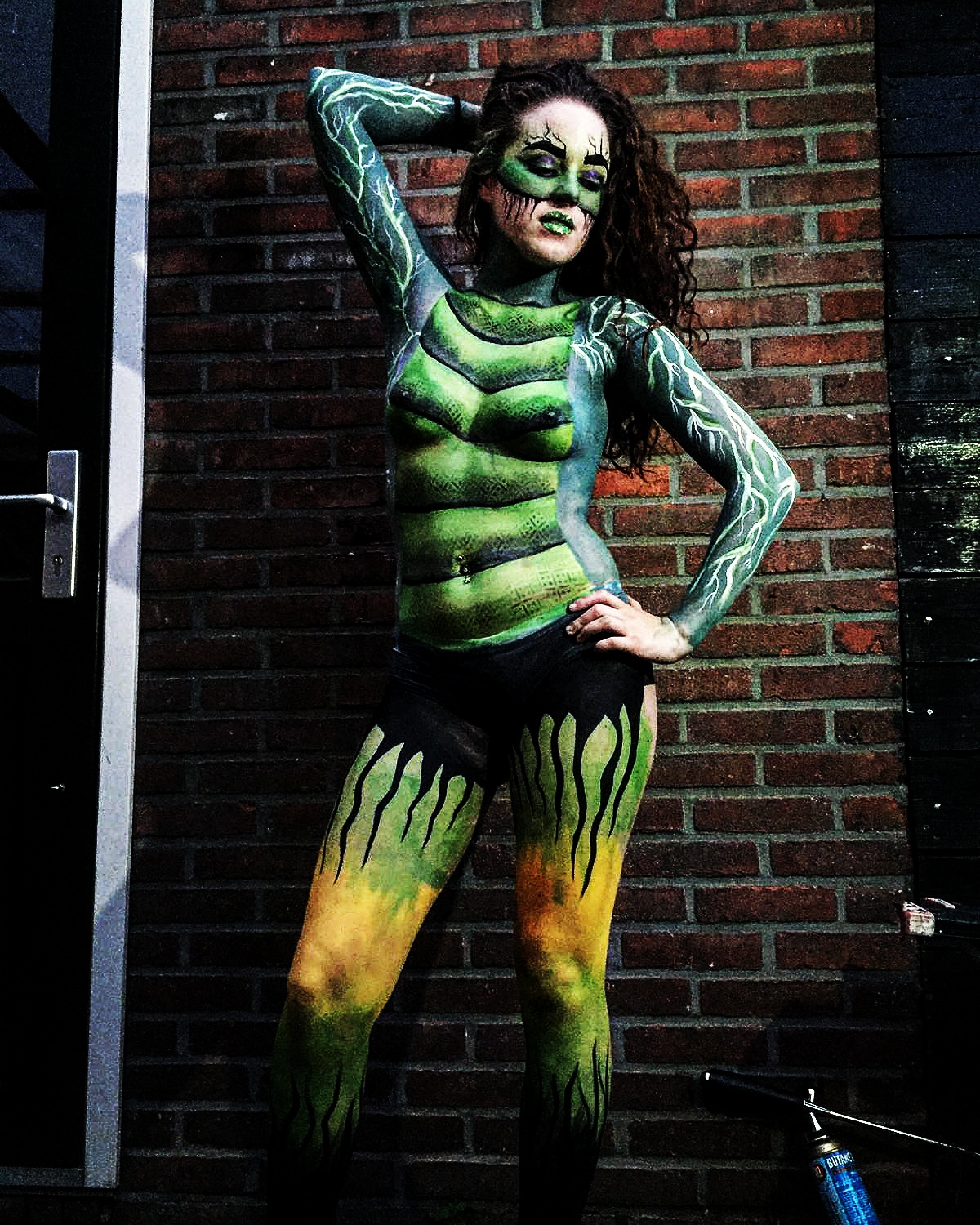 Body Paint-a022